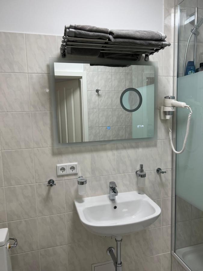 Souterrain Studio-Apartment Nuremberg Luaran gambar
